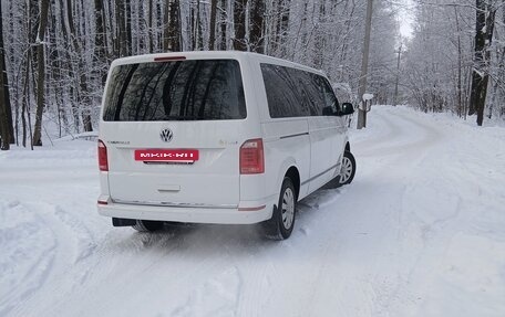 Volkswagen Caravelle T6 рестайлинг, 2017 год, 3 680 000 рублей, 4 фотография