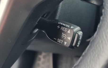 Toyota Avensis III рестайлинг, 2012 год, 1 390 000 рублей, 16 фотография