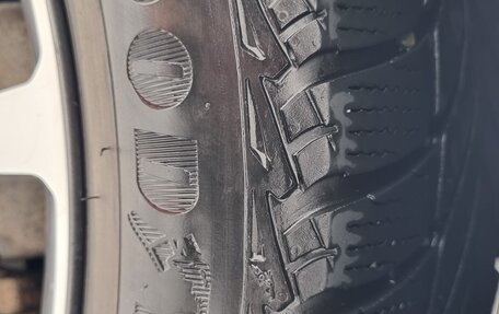 Toyota Avensis III рестайлинг, 2012 год, 1 390 000 рублей, 14 фотография