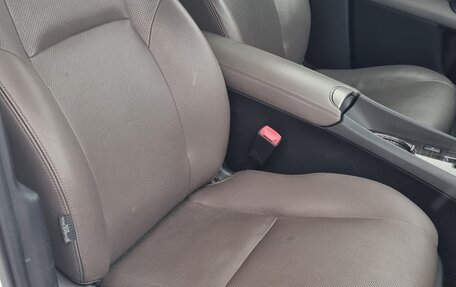 Toyota Avensis III рестайлинг, 2012 год, 1 390 000 рублей, 32 фотография