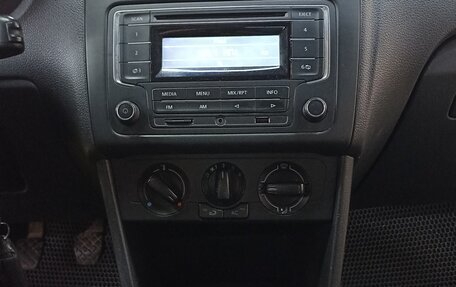 Volkswagen Polo VI (EU Market), 2012 год, 810 000 рублей, 13 фотография