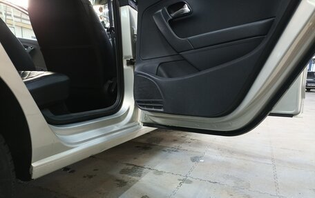 Volkswagen Polo VI (EU Market), 2012 год, 810 000 рублей, 18 фотография