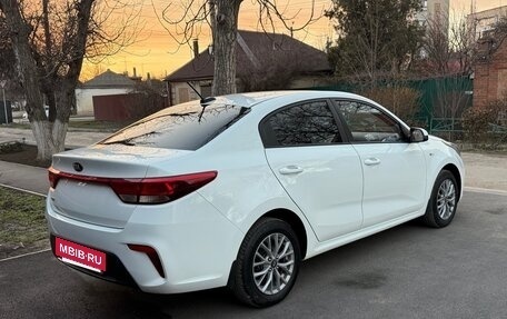 KIA Rio IV, 2017 год, 1 350 000 рублей, 3 фотография