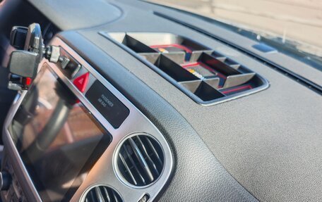 Volkswagen Tiguan I, 2011 год, 1 590 000 рублей, 16 фотография