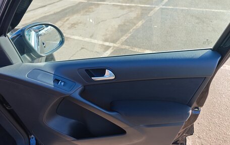 Volkswagen Tiguan I, 2011 год, 1 590 000 рублей, 14 фотография