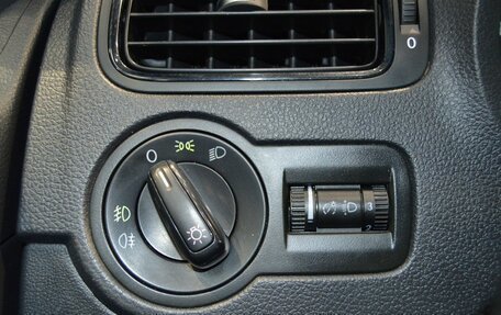 Volkswagen Polo VI (EU Market), 2012 год, 665 000 рублей, 19 фотография