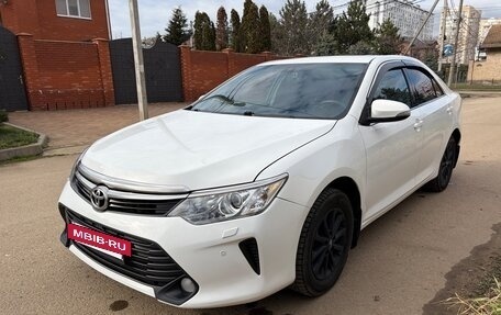 Toyota Camry, 2016 год, 1 890 000 рублей, 8 фотография