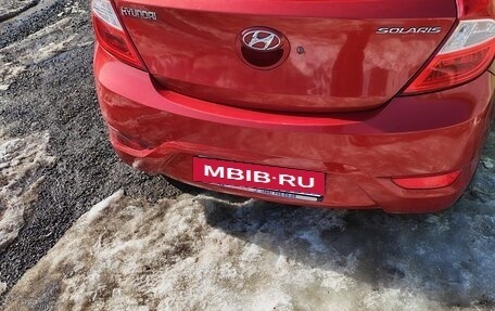 Hyundai Solaris II рестайлинг, 2013 год, 620 000 рублей, 2 фотография