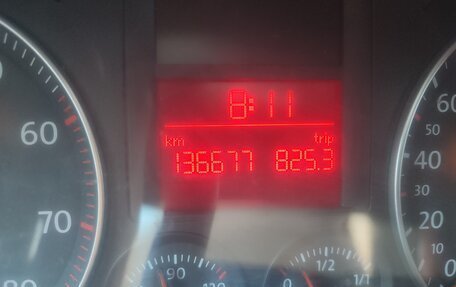 Volkswagen Golf V, 2004 год, 500 000 рублей, 4 фотография