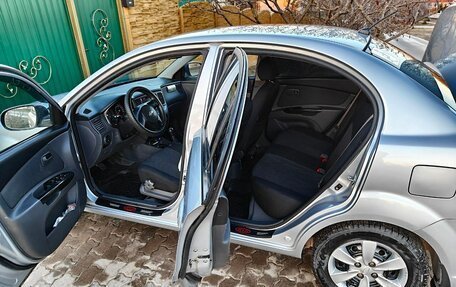 KIA Rio II, 2009 год, 650 000 рублей, 9 фотография