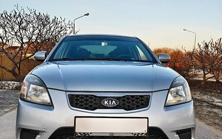 KIA Rio II, 2009 год, 650 000 рублей, 19 фотография