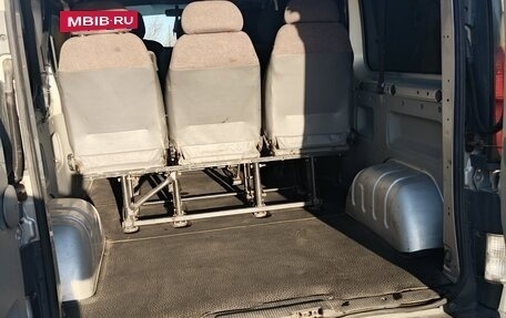 Renault Trafic, 2003 год, 1 300 000 рублей, 4 фотография