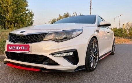 KIA Optima IV, 2018 год, 2 500 000 рублей, 4 фотография