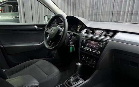 Skoda Rapid I, 2018 год, 1 375 000 рублей, 8 фотография