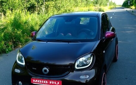 Smart Forfour II, 2018 год, 2 300 000 рублей, 11 фотография