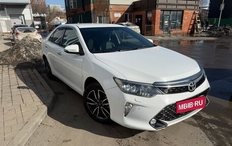 Toyota Camry, 2018 год, 2 250 000 рублей, 3 фотография