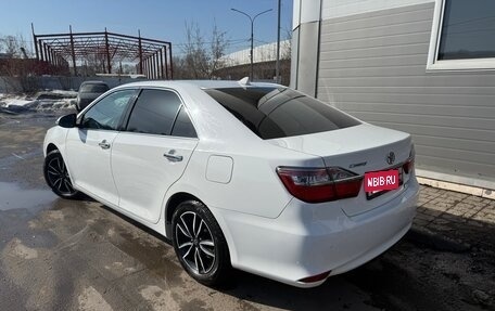 Toyota Camry, 2018 год, 2 250 000 рублей, 4 фотография