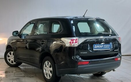 Mitsubishi Outlander III рестайлинг 3, 2013 год, 1 250 000 рублей, 6 фотография