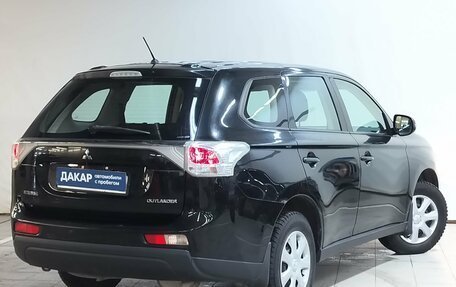 Mitsubishi Outlander III рестайлинг 3, 2013 год, 1 250 000 рублей, 4 фотография