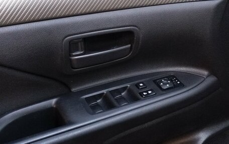 Mitsubishi Outlander III рестайлинг 3, 2013 год, 1 250 000 рублей, 15 фотография