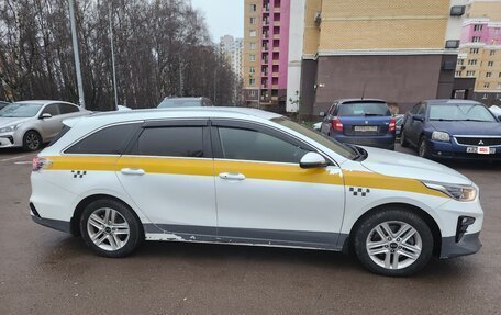 KIA cee'd III, 2021 год, 1 350 000 рублей, 5 фотография