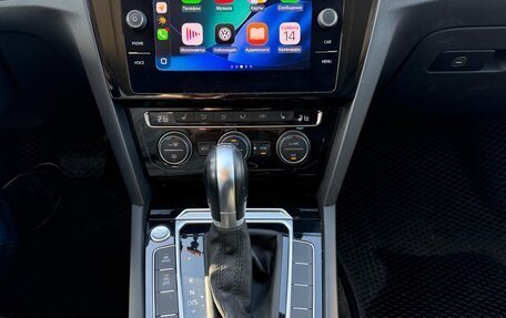 Volkswagen Passat B8 рестайлинг, 2019 год, 2 600 000 рублей, 10 фотография