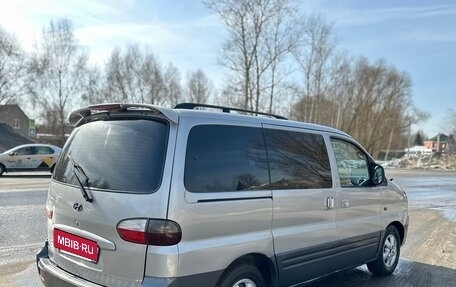 Hyundai H-1 II рестайлинг, 2007 год, 595 000 рублей, 5 фотография