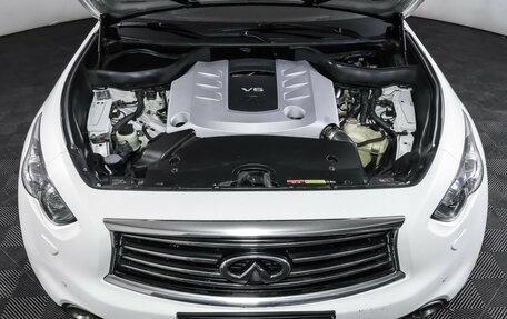 Infiniti QX70, 2015 год, 1 890 000 рублей, 9 фотография