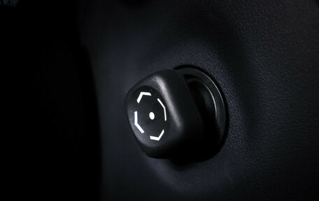 Lexus RX IV рестайлинг, 2017 год, 3 850 000 рублей, 29 фотография