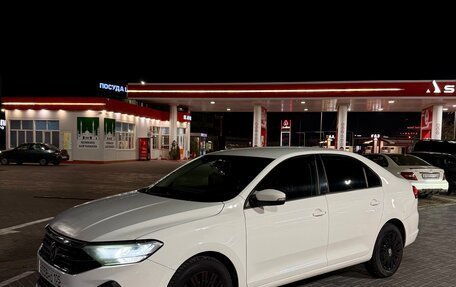 Volkswagen Polo VI (EU Market), 2021 год, 1 090 000 рублей, 2 фотография