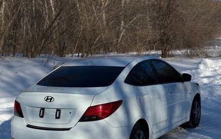 Hyundai Solaris II рестайлинг, 2014 год, 830 000 рублей, 14 фотография
