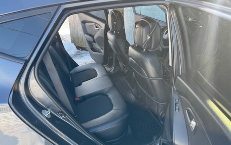 Hyundai ix35 I рестайлинг, 2010 год, 1 050 000 рублей, 25 фотография