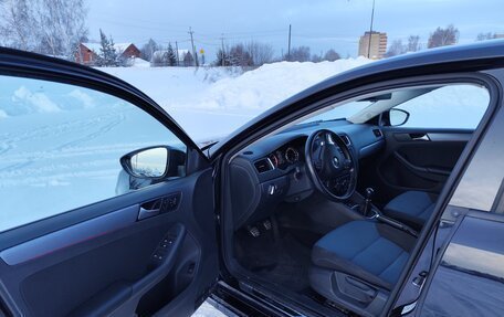 Volkswagen Jetta VI, 2013 год, 770 000 рублей, 5 фотография