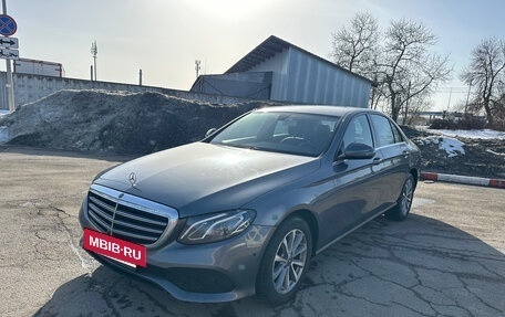 Mercedes-Benz E-Класс, 2018 год, 1 860 000 рублей, 10 фотография