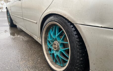 Toyota Altezza, 2000 год, 650 000 рублей, 3 фотография