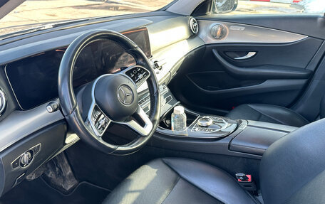 Mercedes-Benz E-Класс, 2018 год, 1 860 000 рублей, 11 фотография