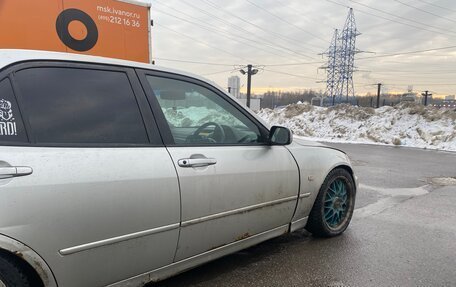 Toyota Altezza, 2000 год, 650 000 рублей, 4 фотография