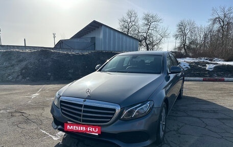 Mercedes-Benz E-Класс, 2018 год, 1 860 000 рублей, 2 фотография