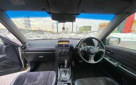 Toyota Altezza, 2000 год, 650 000 рублей, 6 фотография