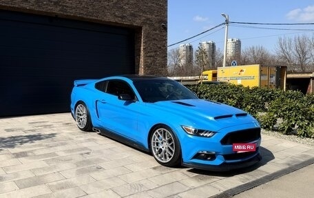 Ford Mustang VI рестайлинг, 2017 год, 4 500 000 рублей, 5 фотография