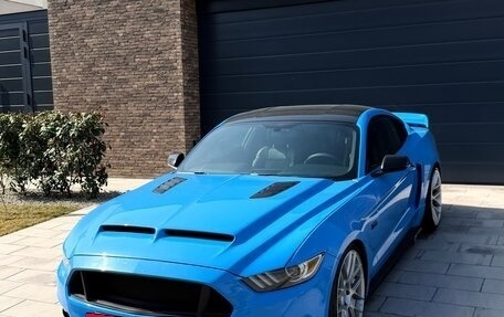 Ford Mustang VI рестайлинг, 2017 год, 4 500 000 рублей, 6 фотография