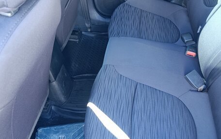 Hyundai Solaris II рестайлинг, 2016 год, 800 000 рублей, 4 фотография