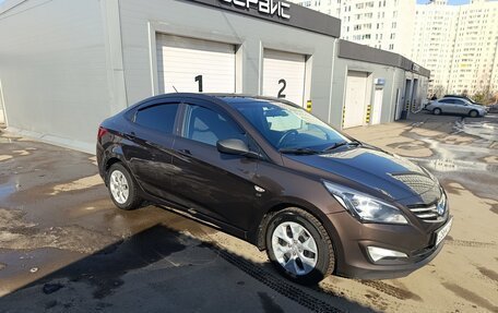 Hyundai Solaris II рестайлинг, 2016 год, 800 000 рублей, 2 фотография