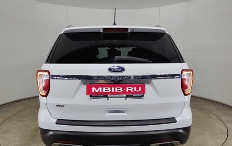 Ford Explorer VI, 2018 год, 2 760 000 рублей, 4 фотография