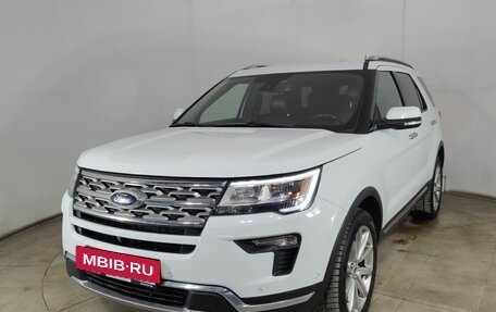 Ford Explorer VI, 2018 год, 2 760 000 рублей, 2 фотография