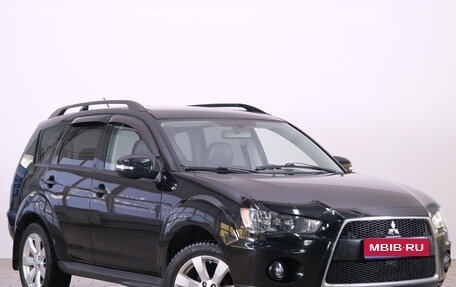 Mitsubishi Outlander III рестайлинг 3, 2011 год, 1 179 000 рублей, 1 фотография