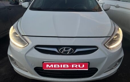 Hyundai Solaris II рестайлинг, 2013 год, 490 000 рублей, 1 фотография