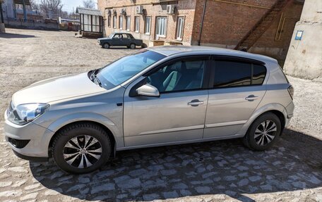 Opel Astra H, 2008 год, 400 000 рублей, 2 фотография