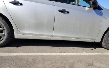 Chevrolet Cruze II, 2010 год, 530 000 рублей, 8 фотография