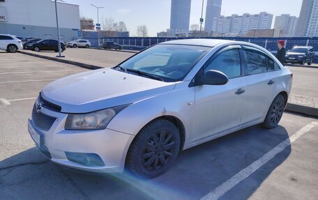 Chevrolet Cruze II, 2010 год, 530 000 рублей, 13 фотография